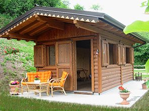 Prefabbricati in legno listino prezzi casa mobile su for Case in legno prefabbricate su terreno agricolo
