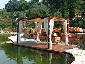 Gazebo in legno da giardino e tarrazzo con coperture in legno o pvc